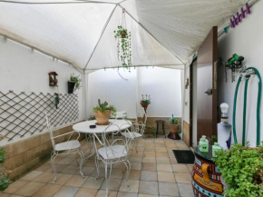 Гостиница   Bedda Sicilia mia home in Palermo with Terrace, Палермо